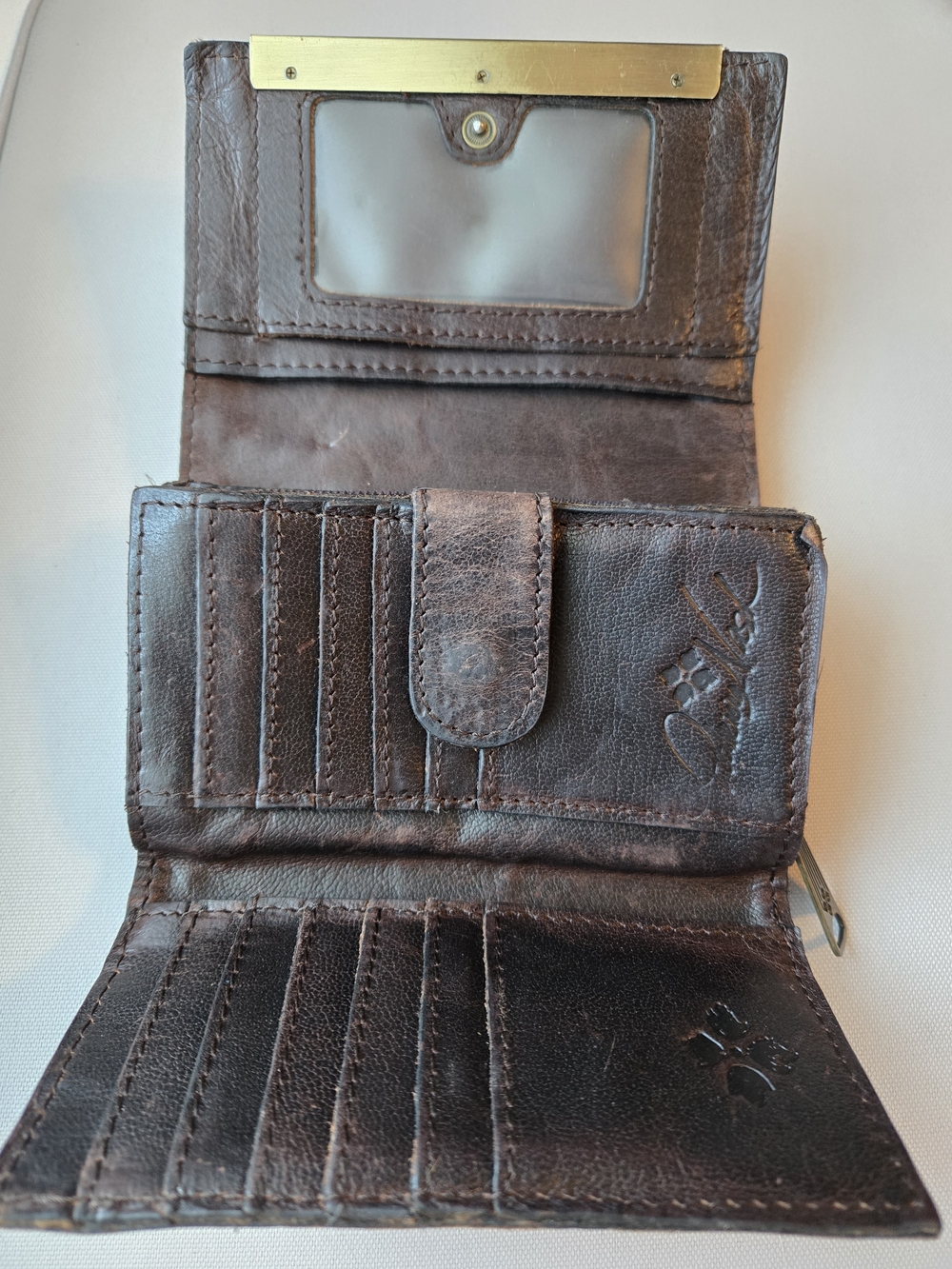 Patricia Nash Bark Leavez Metallic Brown Embossed Floral Wallet with Gold Bar - Picture 3 of 7